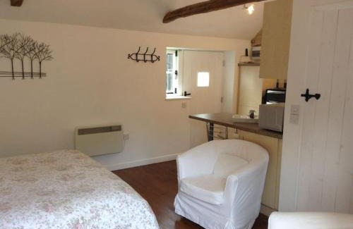 Saxmundham House | The Old Dairy, Valley Farm, Middleton