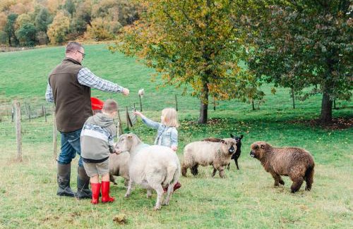 Glen Urquhart House | The old Farmhouse Minutes from lochness
