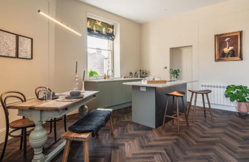 Kirkby Lonsdale Apartment | The Old Fire Station: Heart of Kirkby Lonsdale