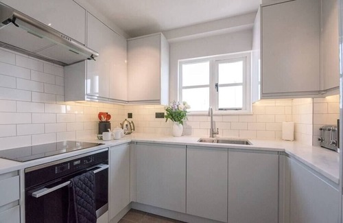Martlesham Heath House | The Old Granary Cottage, Woodbridge Tide Mill