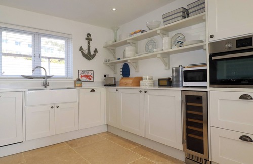 Fowey Cottage | THE OLD HARBOUR MASTERS HOUSE, family friendly in Fowey
