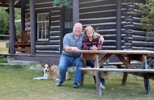 Trout Creek Cabin | "The Old Homestead" An Original Homestead Cabin