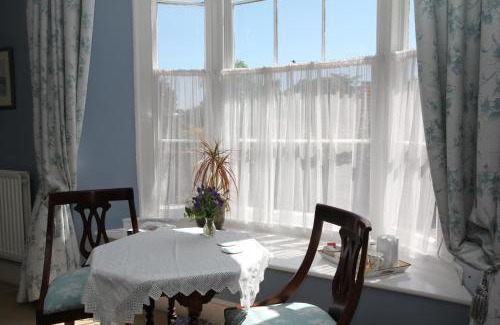 Nether Stowey Bed & Breakfast | The Old House