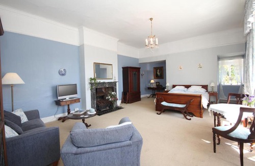 Nether Stowey Bed & Breakfast | The Old House
