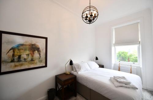 Ayr House | The Old Manse