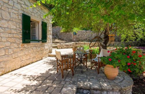 Paxos Apartment | The Old One by All About Paxos