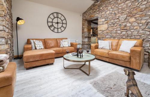 Bolton Le Sands Apartment | The Old Paper Shop Sleeps 4 Nr Lake District WiFi