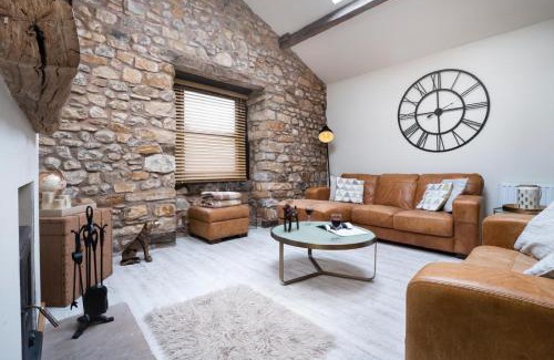 Bolton Le Sands Apartment | The Old Paper Shop Sleeps 4 Nr Lake District WiFi