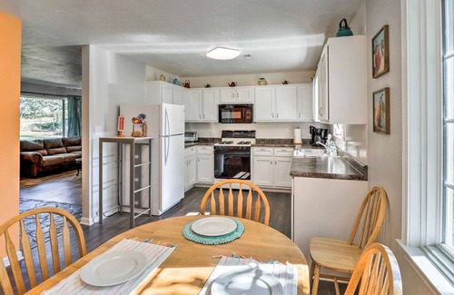 Saint Joe House | 'The Old Parsonage' Pindall House w/Patio!