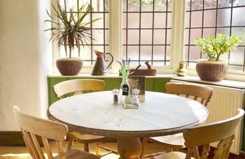 Glaston Hotel | The Old Pheasant Hotel & Restaurant