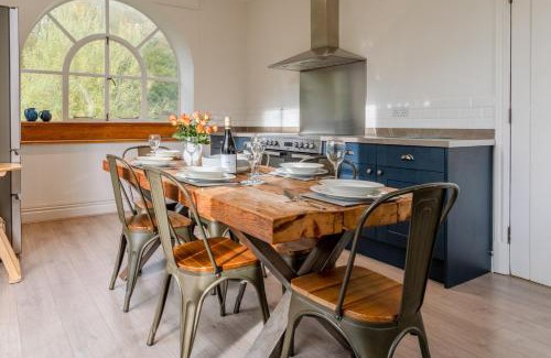 Lydney House | The Old Pump House