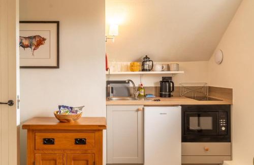Sibford Gower Apartment | The Old Reading Room Peaceful Village Retreat Pass the Keys