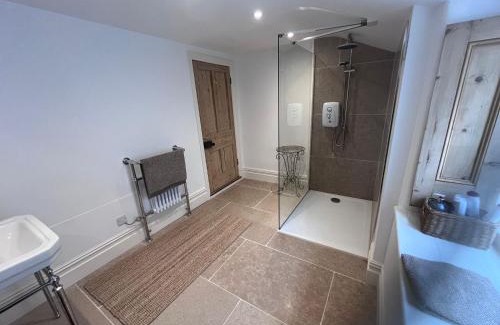 Upton Cheyney House | The Old School House