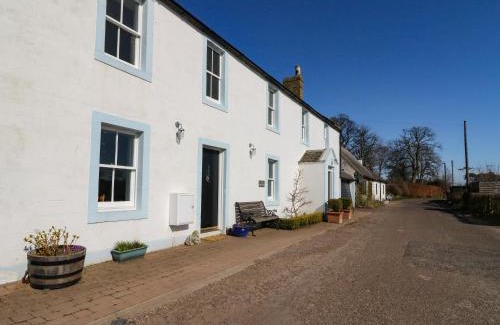 Montrose House | The Old Schoolhouse
