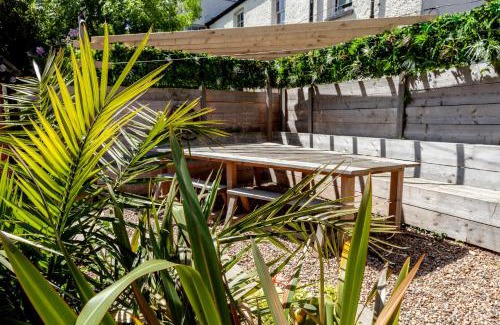 Whitstable House | The Old Schoolhouse