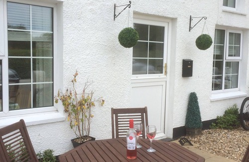 Rhosybol Cottage | "The Old Shop" - "A Hidden Gem” ideal location with superfast wifi- Pet Friendly