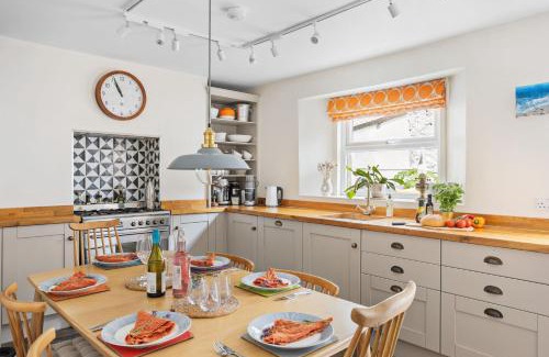 Galmpton House | The Old Shop House