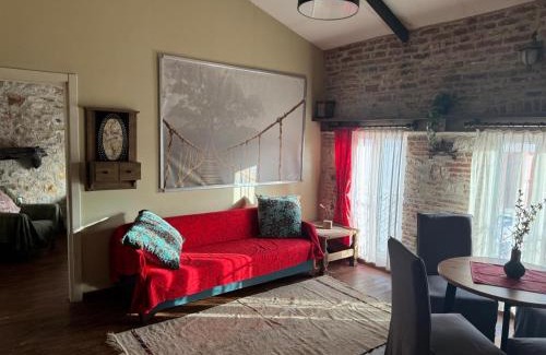 Ayvalik City Center Apartment | The Old Stone House
