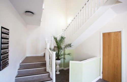 Harrogate City Centre Apartment | The Old Toffee Works, Montpellier Quarter, Next to Pump Rooms FREE PARKING