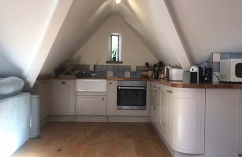 Edale Apartment | The Old Winery Loft - Light, spacious, stone built Loft Apartment