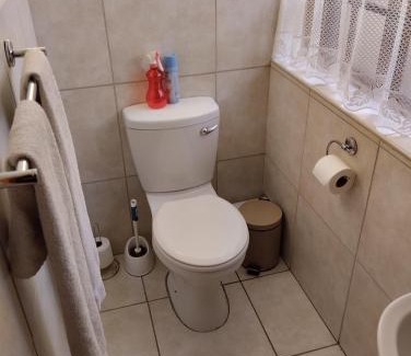 Port Elizabeth Central Apartment | The Olde House