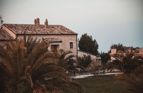 Fermo Apartment | The olive tree, apartment with pool 5 minutes from the sea