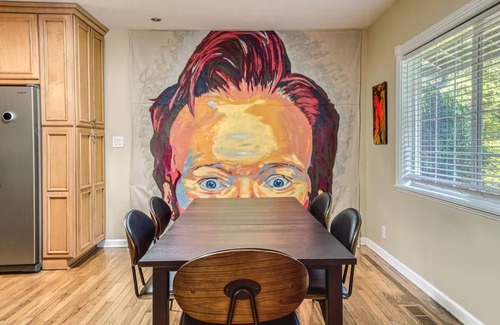 Bryant House | The OMG House that will BLOW YOUR MIND with Unbelievable Cats n Mirrors