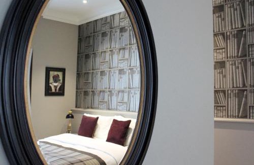 Farringdon Bed & Breakfast | The One Tun Pub & Rooms