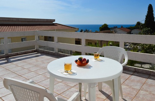 Bar Apartment | The only apartment in a detached house