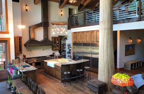 Port Orford House | THE ONLY LUXURY RIVER FRONT PROPERTY ON THE ELK RIVER. 10 min to beach & town!