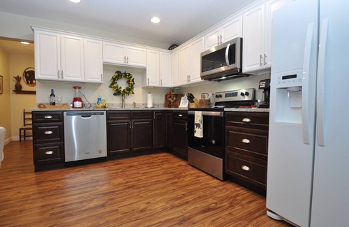 Hendersonville Apartment | The Orchard Suite: Serenity in nature