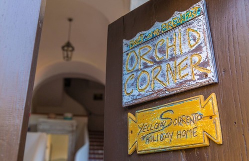 Meta House | The Orchid Corner Guesthouse 🇮🇹