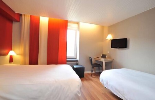 Remiremont Hotel | The Originals Access, Hôtel Arum