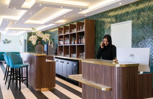 Saint-Aubin-sur-Scie Hotel | The Originals Boutique, Hôtel Porte de Dieppe