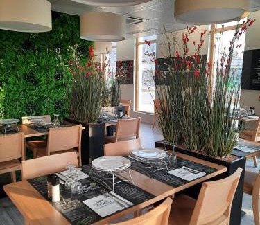Saint-Honore - Jeanne d'Arc Hotel | The Originals Boutique Hôtel Amiens Sud