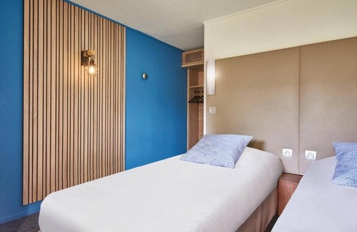 La Verriere Hotel | The Originals City, Hôtel La Verrière – Yvelines