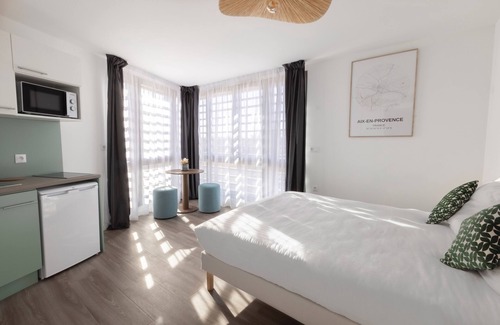 Sud Hotel | The Originals Résidence Aix Schuman