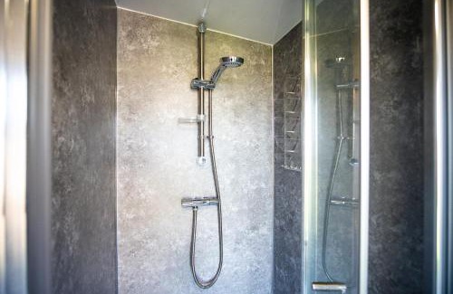 Rye Harbour Apartment | The Other Red Hut