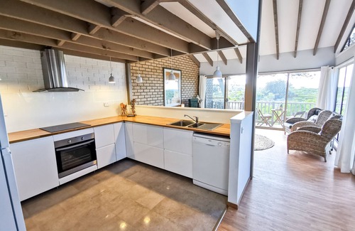 Bermagui House | The Outlook - Quiet and Tranquil with Lovely Views