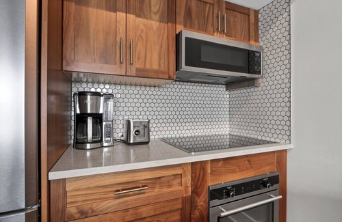Riverwalk Condo | The Overlook - Downtown - Parking