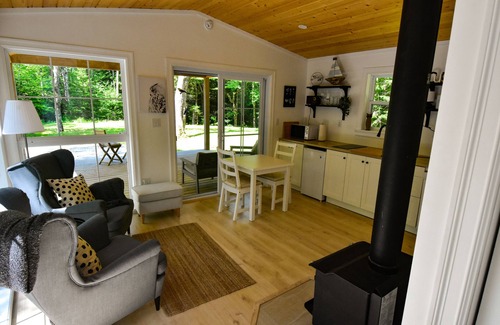 Kemptville House | The Owl Cabin - Gemütliches Haus im Wald Nahe See