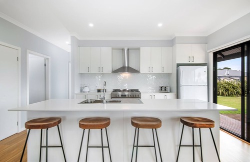 Portarlington Hotel | The Oxley Estate