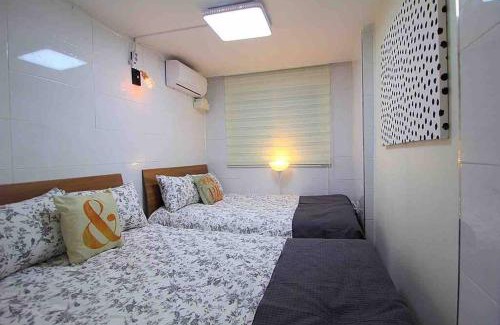 Sinchon-dong Apartment | The Palace Stay
