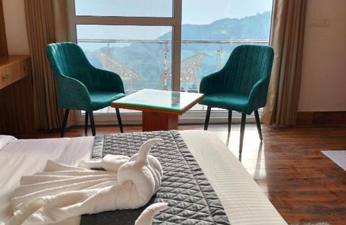 The Mall Road Hotel | The Palm Aryan Mussoorie A Boutique hotel