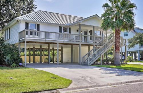 Waveland House | The Palm Bay St Louis Home - Walk to Beach!