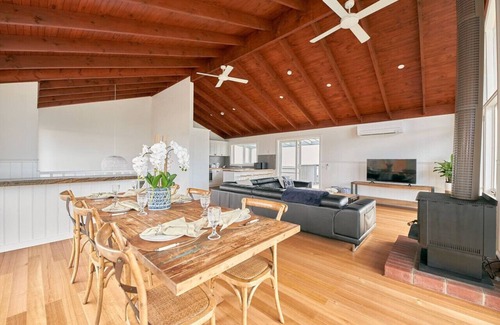 Torquay House | The Palm House 200 meters to the beach!