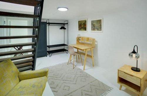 Colon Apartment | The Palm II City Loft Apartment