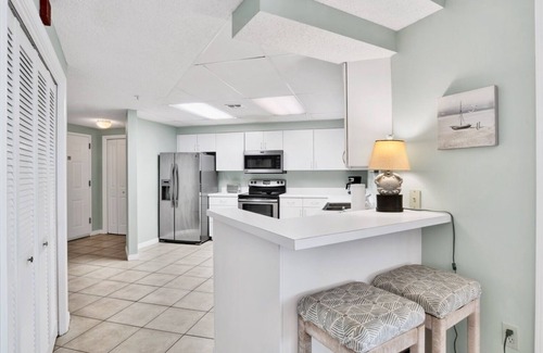 Ono Island Condo | The Palms 414 | Spacious, recent updates, beach front!