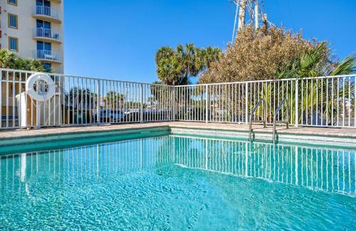 Fort Walton Beach Apartment | The Palms #501
