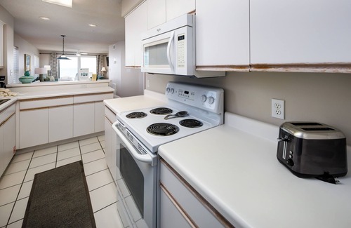 Fort Walton Beach Condo | 🌊The Palms 505/Gulf Front